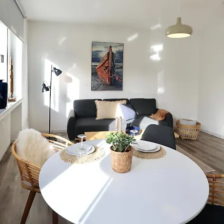 Apartment Boho Apartment: Netflix + Balcony + Bathtub