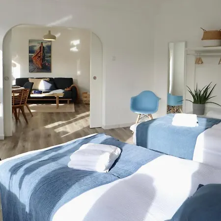Boho Apartment: Netflix + Balcony + Bathtub Apartment Essen